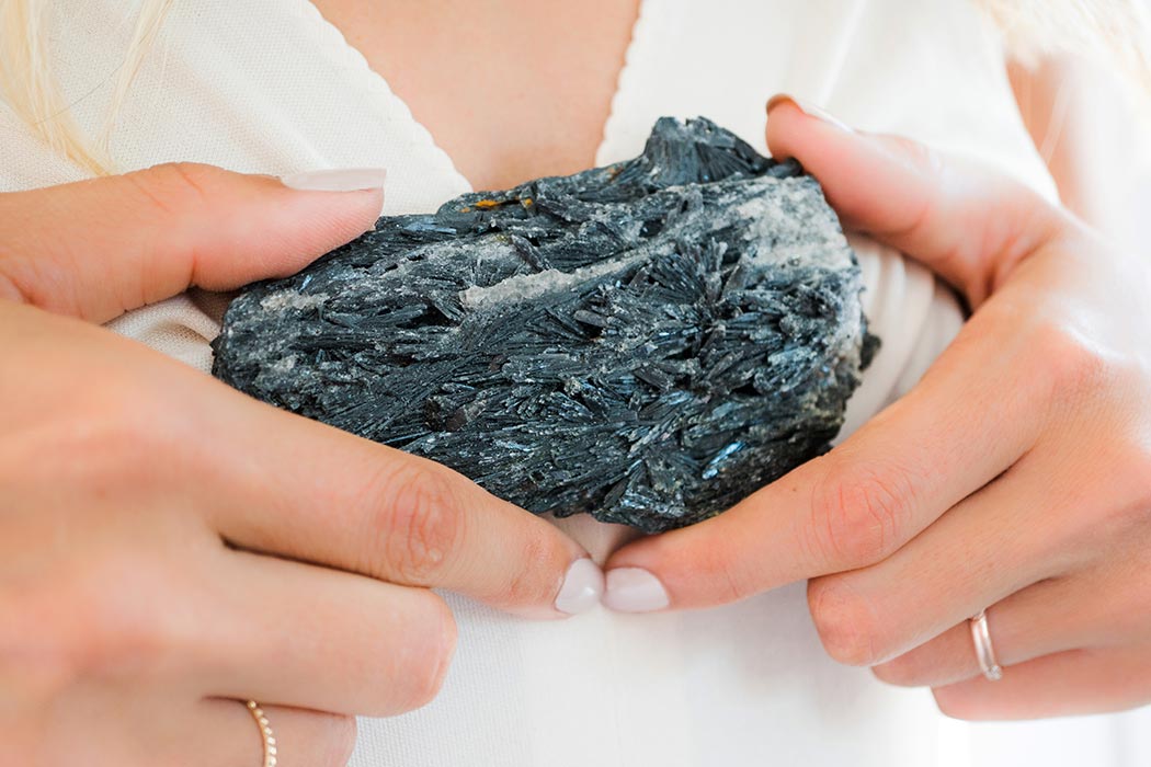 Clearing and Protection for Empaths with Crystals
