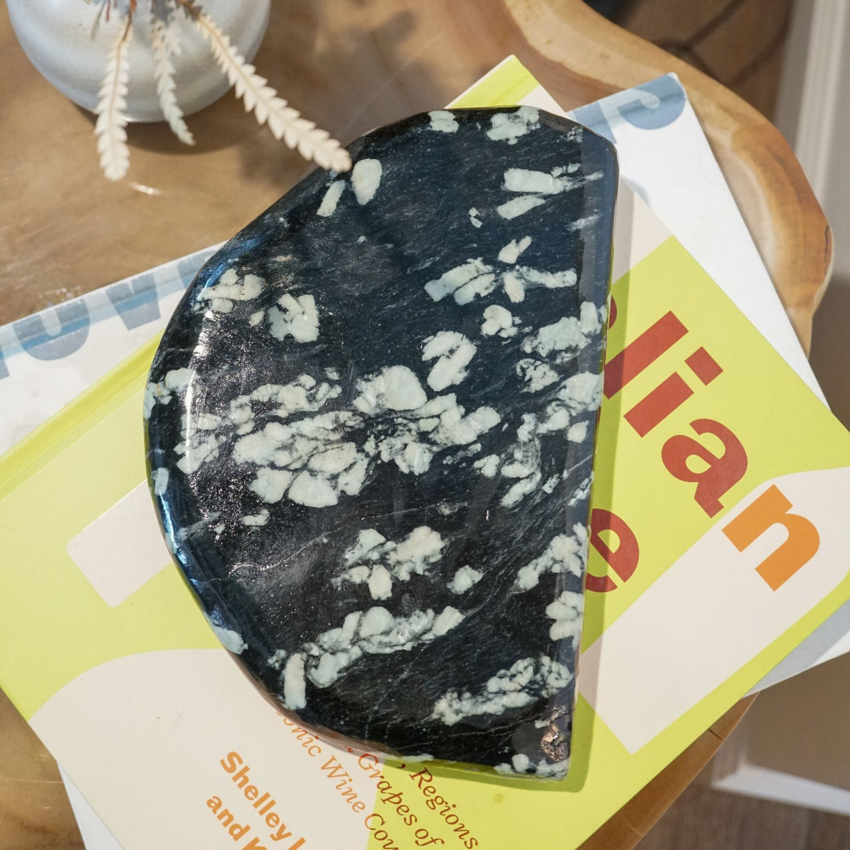 Chrysanthemum Stone • 4lbs