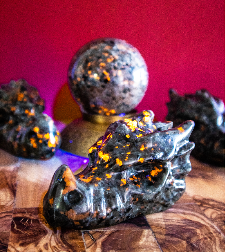 UV Reactive Yooperlite Dragon