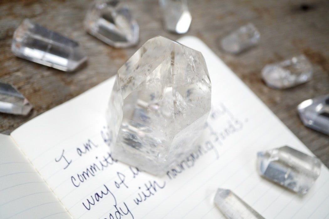 How to Use Crystals in Alignment with Intentional Eating