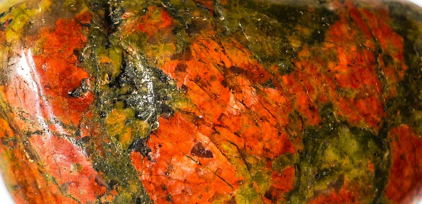 Unakite crystals and jewelry