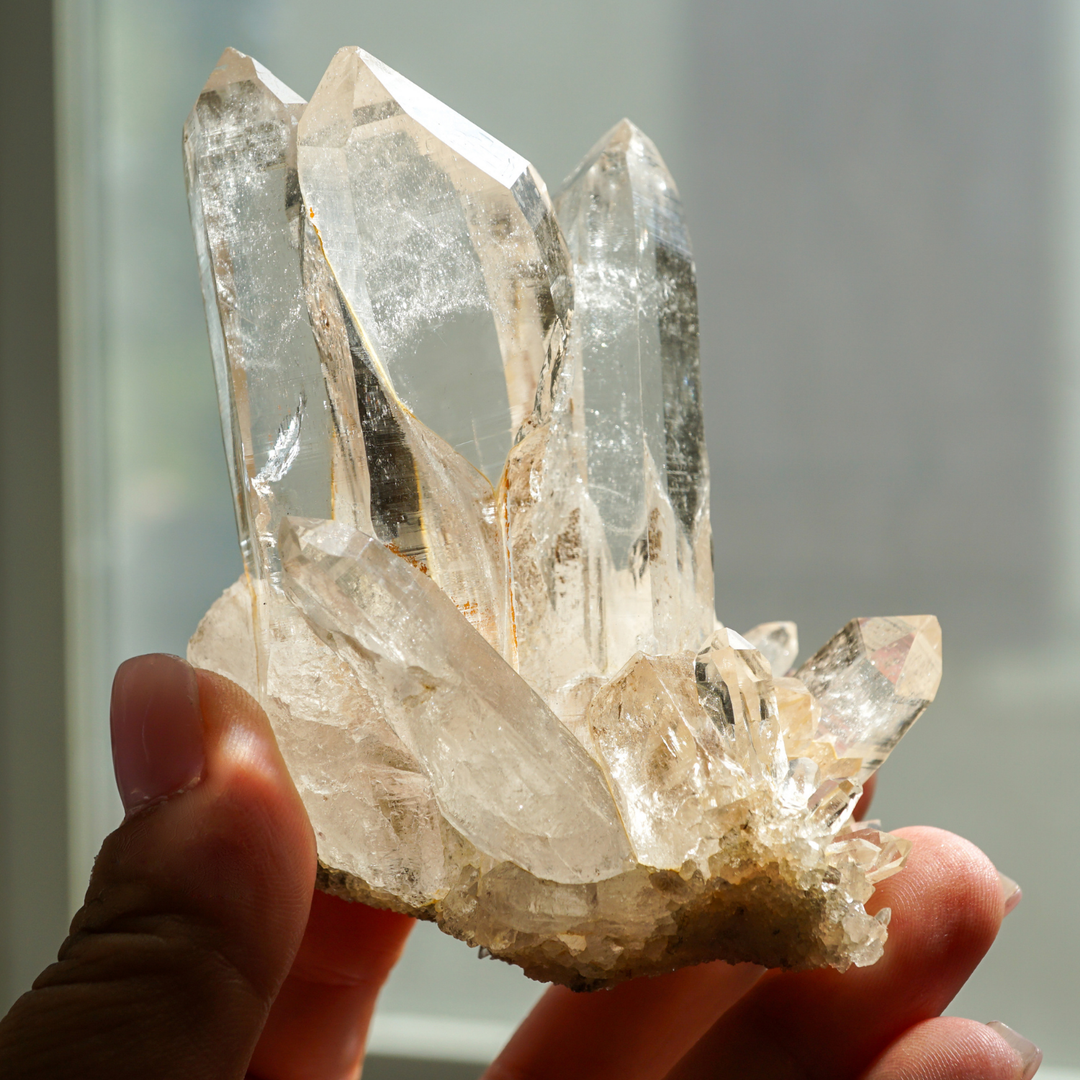 Himalayan Quartz Cluster — 聖地の息吹を宿す光の結晶 Himalayan Quartz Cluster | Hand-Selected Mountain Crystal | Energy