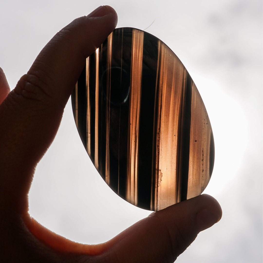 Midnight Lace Obsidian – Energetic Shielding for Shadow Work and