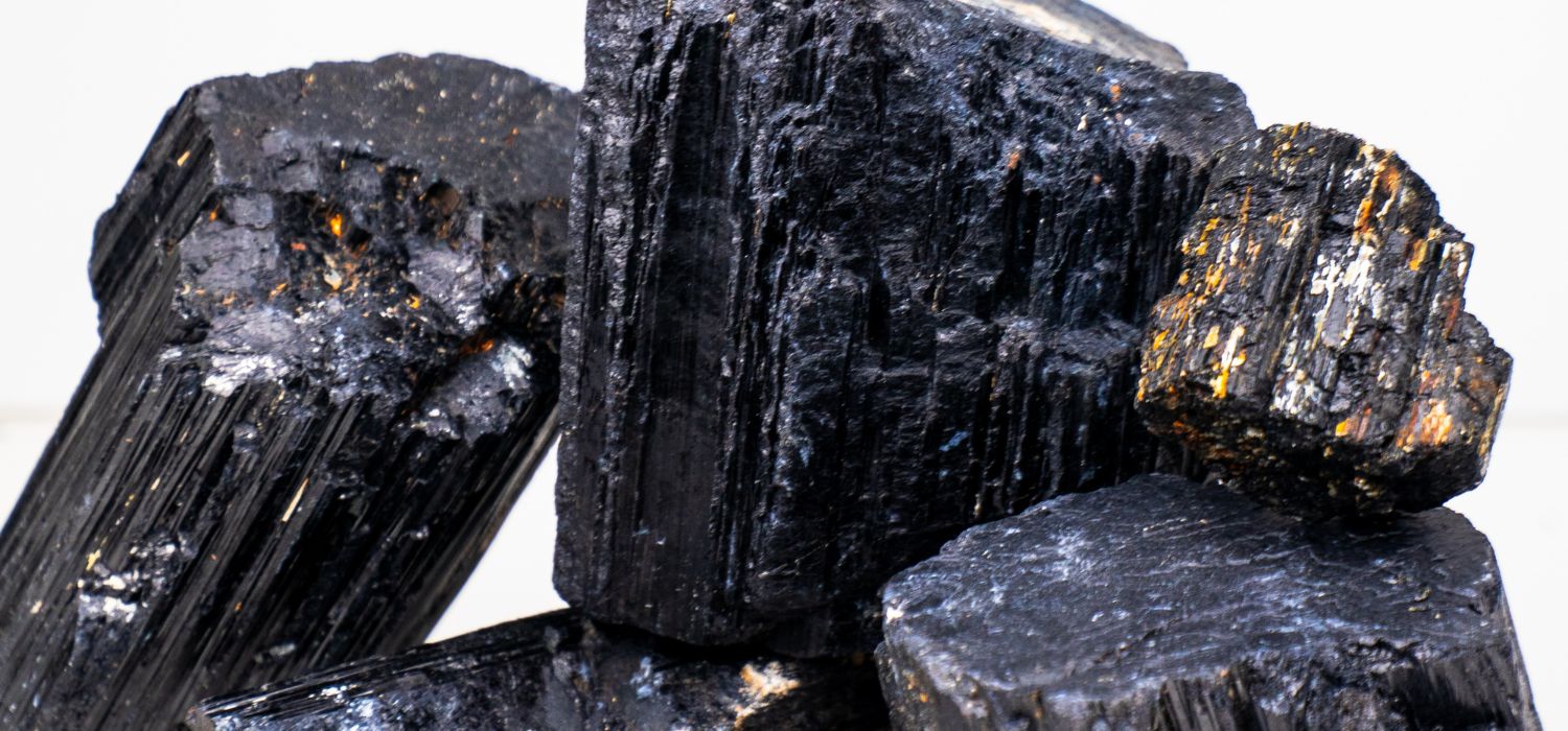 Black Tourmaline Meaning & Healing Properties - Energy Muse