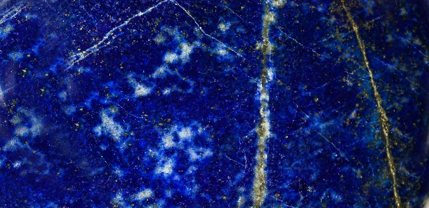 Lapis Lazuli Crystal Meaning & Healing Properties - Energy Muse