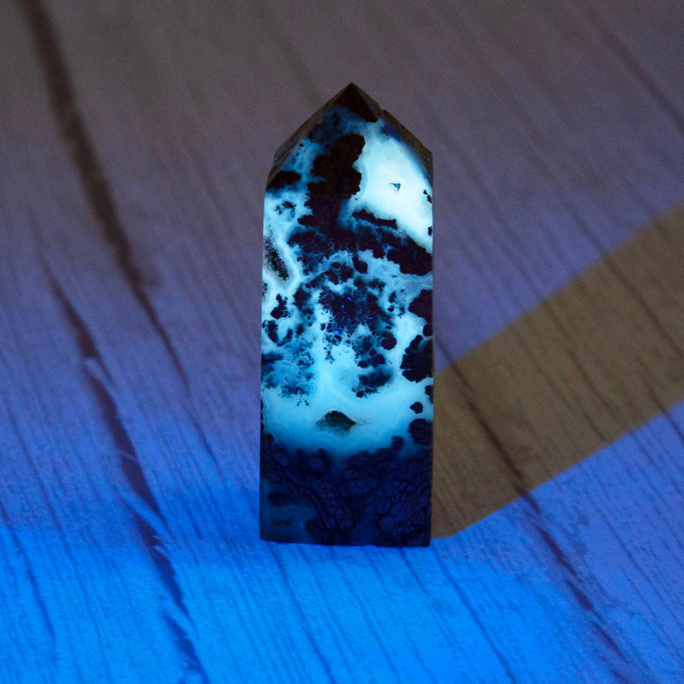 UV Reactive Marcasite Agate Point