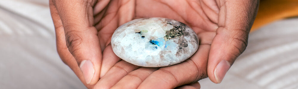 Moonstone Tumblestone | GAIA CENTER Crystal Shop in Cyprus Moonstone Tumblestone | GAIA CENTER Crystal Shop in Cyprus